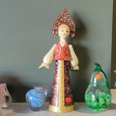 Sale Photo Thumbnail #125: Paperweights 