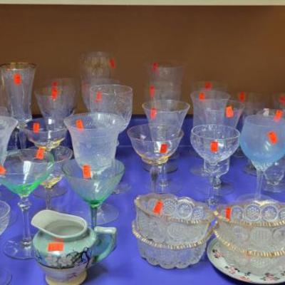 Sale Photo Thumbnail #204: Glassware