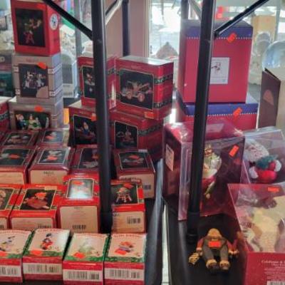 Sale Photo Thumbnail #277: Merry Miniatures, Enesco Ornaments 