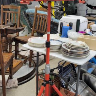 Sale Photo Thumbnail #442: Husky Shop Light