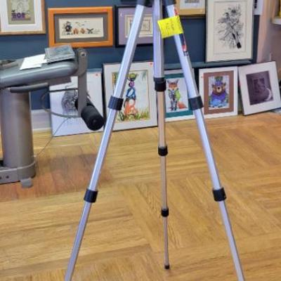 Sale Photo Thumbnail #267: Manfrotto Telescope