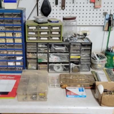 Sale Photo Thumbnail #398: Organizers