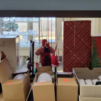 Sale Photo Thumbnail #364