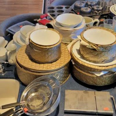 Sale Photo Thumbnail #48: Noritake China Set - Sylvan