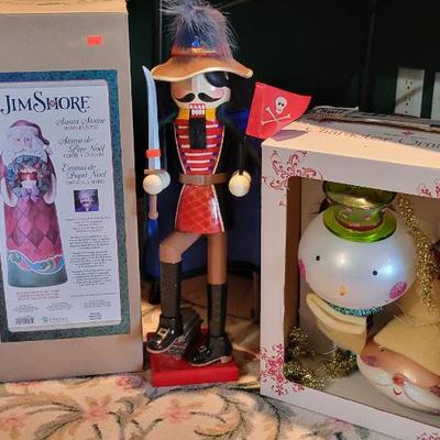 Sale Photo Thumbnail #172: Jim Shore Nutcracker and large outdoor ornaments