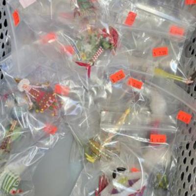 Sale Photo Thumbnail #356: Dept 56 Krinkles