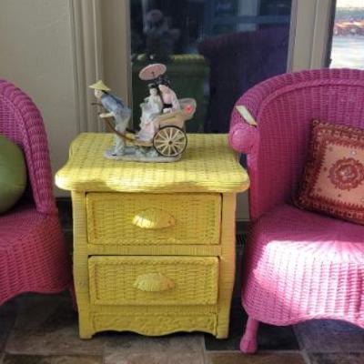 Sale Photo Thumbnail #318: Another Wicker Set and Ardalt