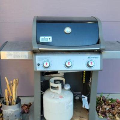 Sale Photo Thumbnail #458: Weber Spirit Gas Grill