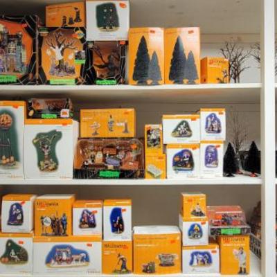 Sale Photo Thumbnail #195: Department 56 