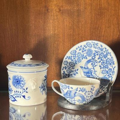 (3pc) Rosenthal Blue & White China | Zwiebelmuster covered sugar jar and Rosenthal teacup and saucer with "Blue Onion"...