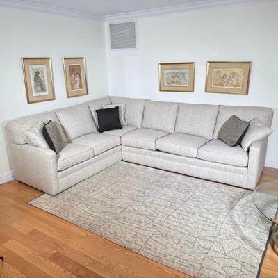 SHERRILL FURNITURE SECTIONAL SOFA | Dimensions: h. 38 x w. 92 x l. 120 in
