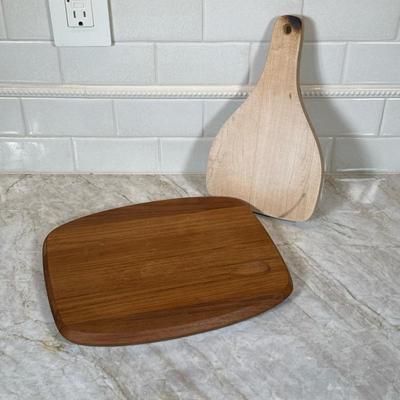 (2pc) Wood Cutting Boards | Including a dark board by Dansk. Dimensions: w. 10 x l. 11.5 in (Dansk)
