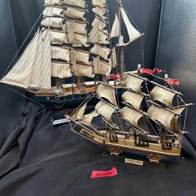 AZ644J U.S.S. Constitution 1814 & PAMIR Ships