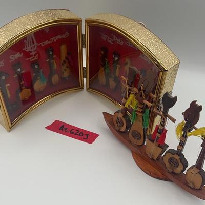 AZ620J Duo Of Vintage Vietnamese Miniature Musical Instruments