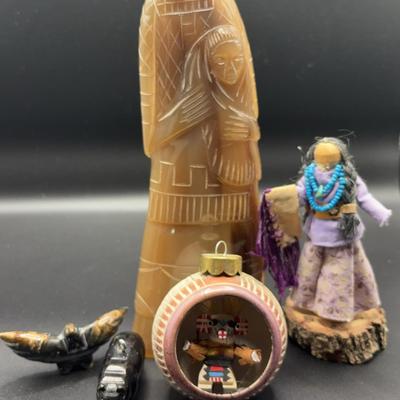 AZ616J Mother Carrying Child Carving