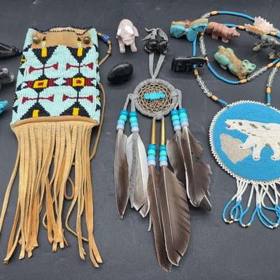 AZ633J Beadwork And Animals