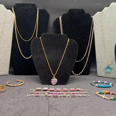 AZ174J Locomotive on a Chain and More 