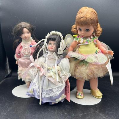 AZ103J Little Small Dolls 