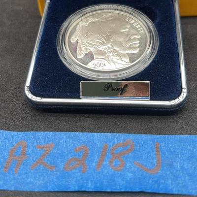 AZ218J United States Mint 2001 Silver Dollar 