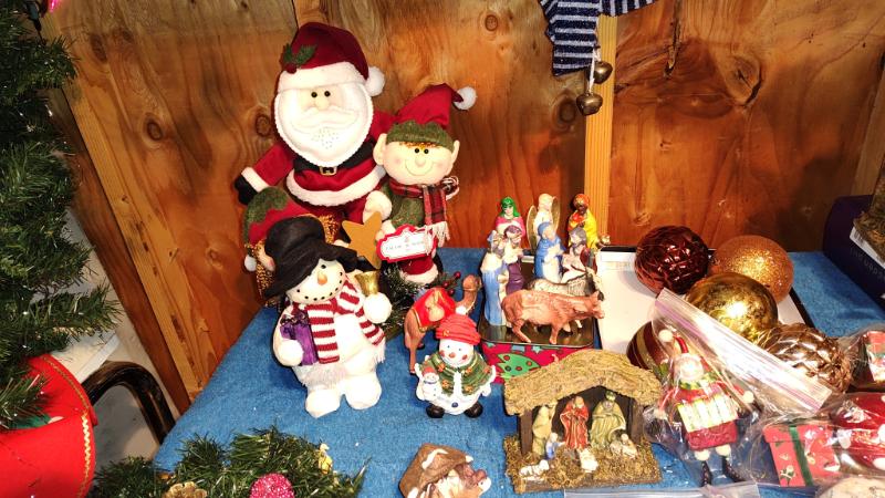 Sale Photo Thumbnail #318