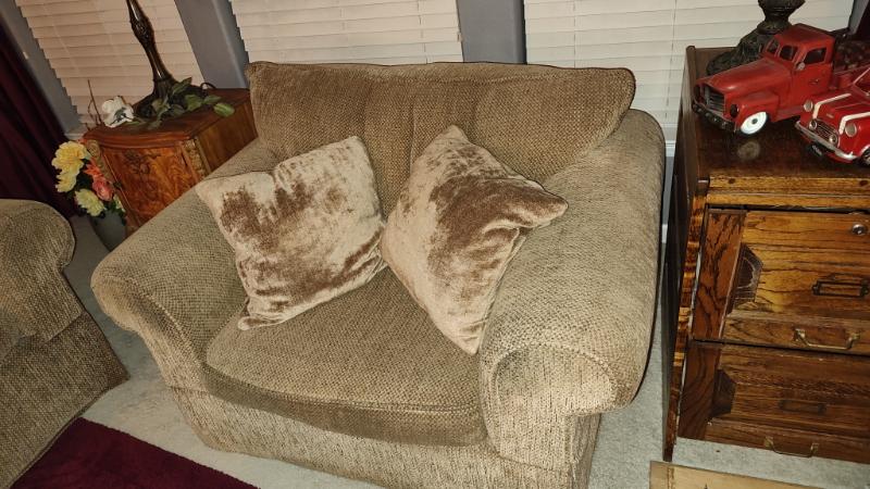 Sale Photo Thumbnail #246