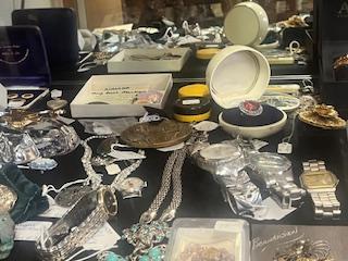 Sale Photo Thumbnail #22