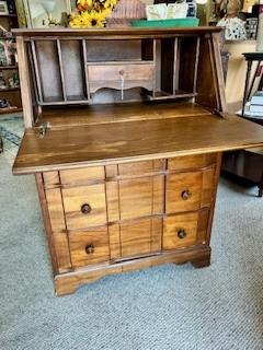 Sale Photo Thumbnail #32