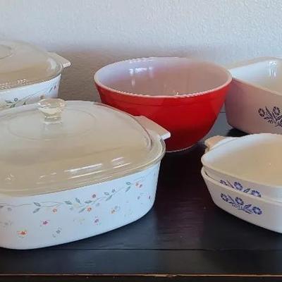 Corning Classics - Cookware From The Past With Bonus Bowl By Pyrex