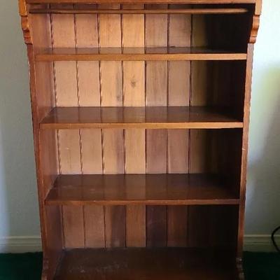 Shelf-Discovery Wooden Bookcase With Elegant Spindle Charm