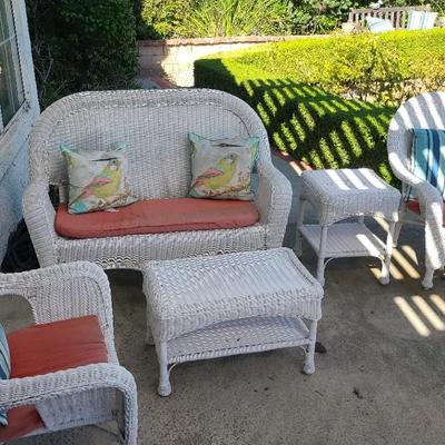 White Wicker Patio Set