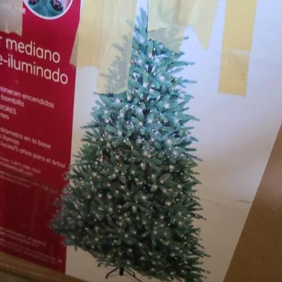 GE 7.5 Ft Christmas Tree