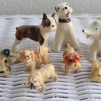 Pack Of Dogs: Mixed Compostion, Metal, Porcelain And Other