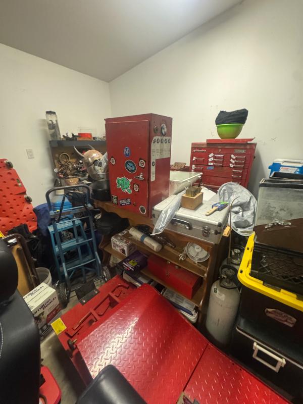 Sale Photo Thumbnail #4