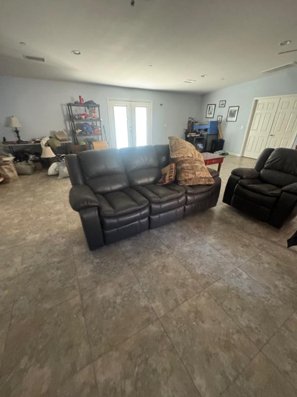 Sale Photo Thumbnail #18