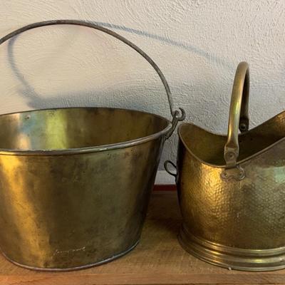 2 copper Buckets