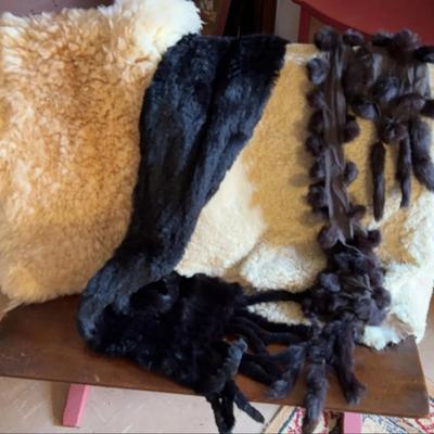 Animal Skins & Fur Scarves