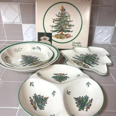 “Spode” Christmas Collectors Set