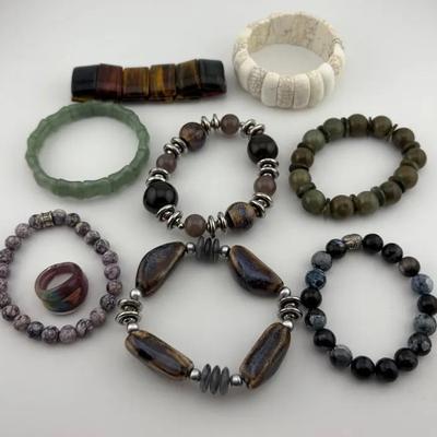 Assortment of Beaded Bracelets: Jadeite, Art Glass & More