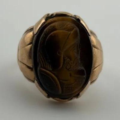 10k Yellow Gold Vintage Carved Tiger’s Eye Cameo Ring