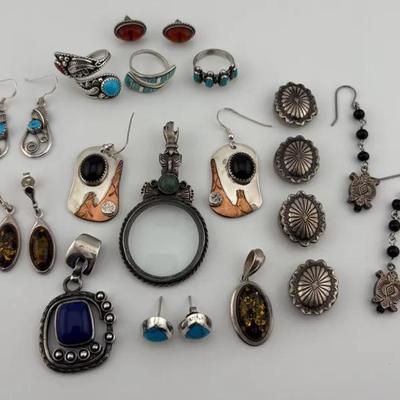 Assortment of World Wide Sterling Silver Jewelry