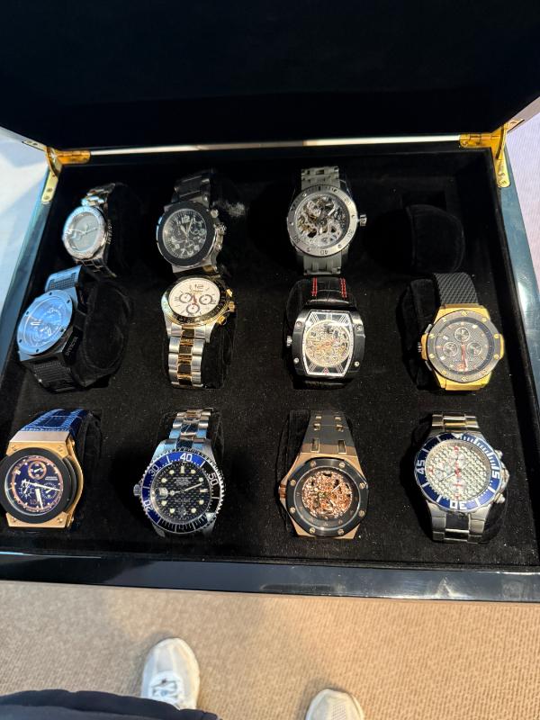 Sale Photo Thumbnail #18