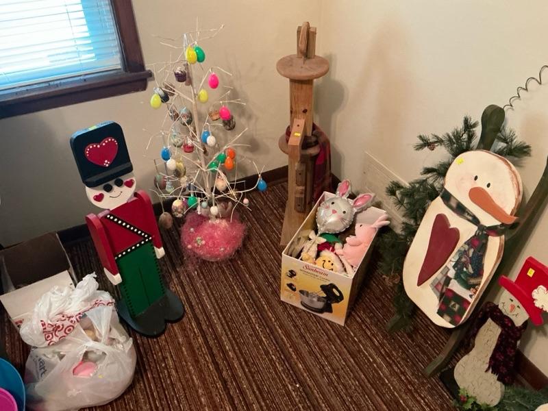 Sale Photo Thumbnail #36