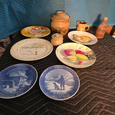 Decorative Plates,  And Pottery Pieces 