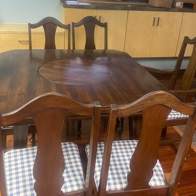 Brown Dining Room Table with 6 Chairs