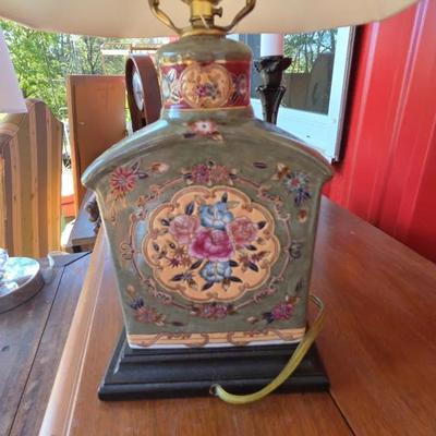 Vintage Asian Tea Jar Rose Lamp And Other Lamps