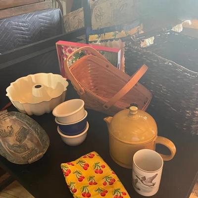 Misc Kitchen Items And Housewares