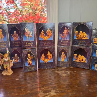 Fontanini Heirloom Nativity Set 