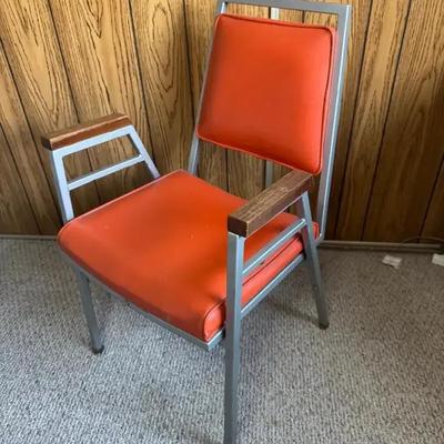Vintage Tri-Par Manufacturing Pleather & Metal Chair