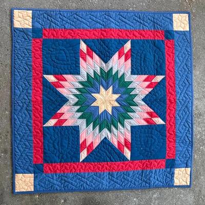 Vintage Handmade Amish Lonestar Wall Hanging Quilt