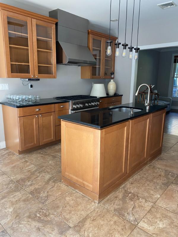 Sale Photo Thumbnail #2